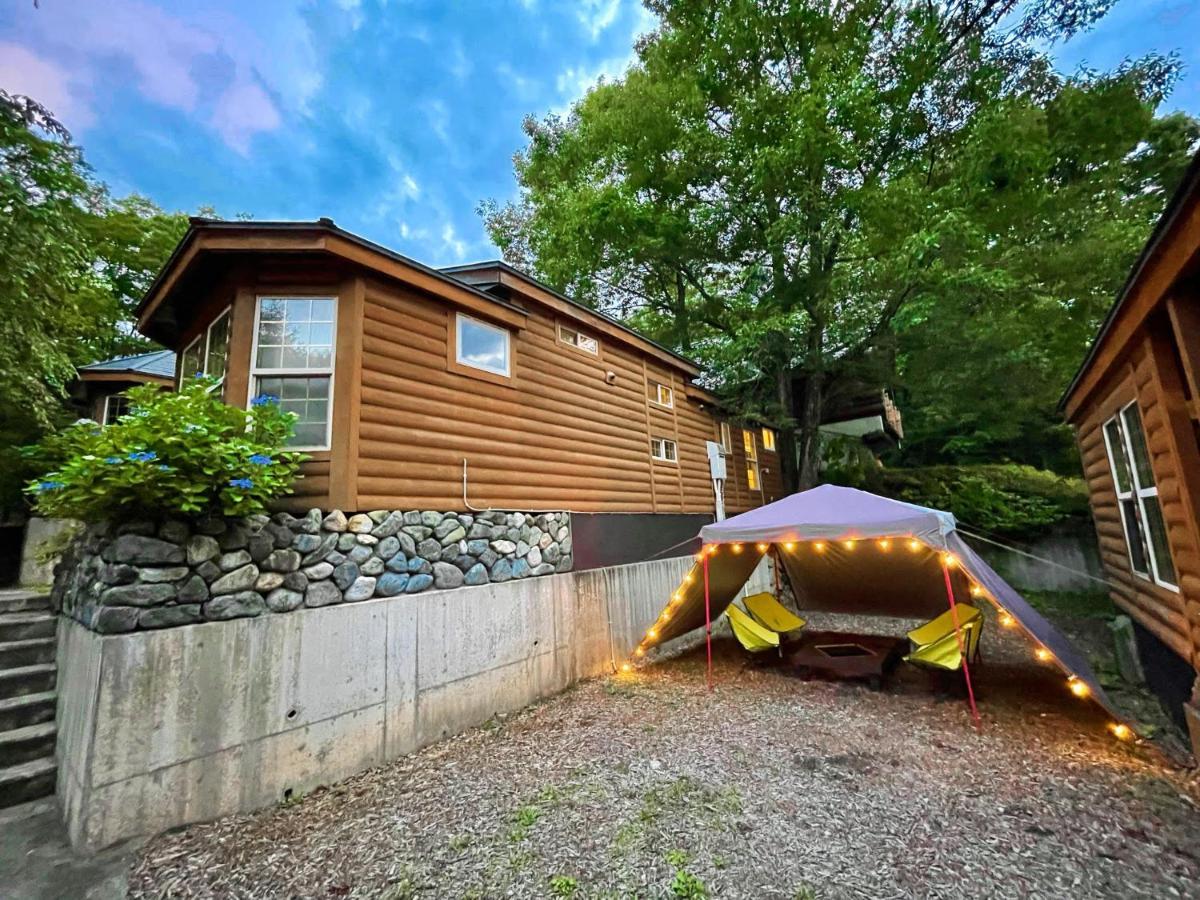 Hakuba Canadian Lodge Extérieur photo