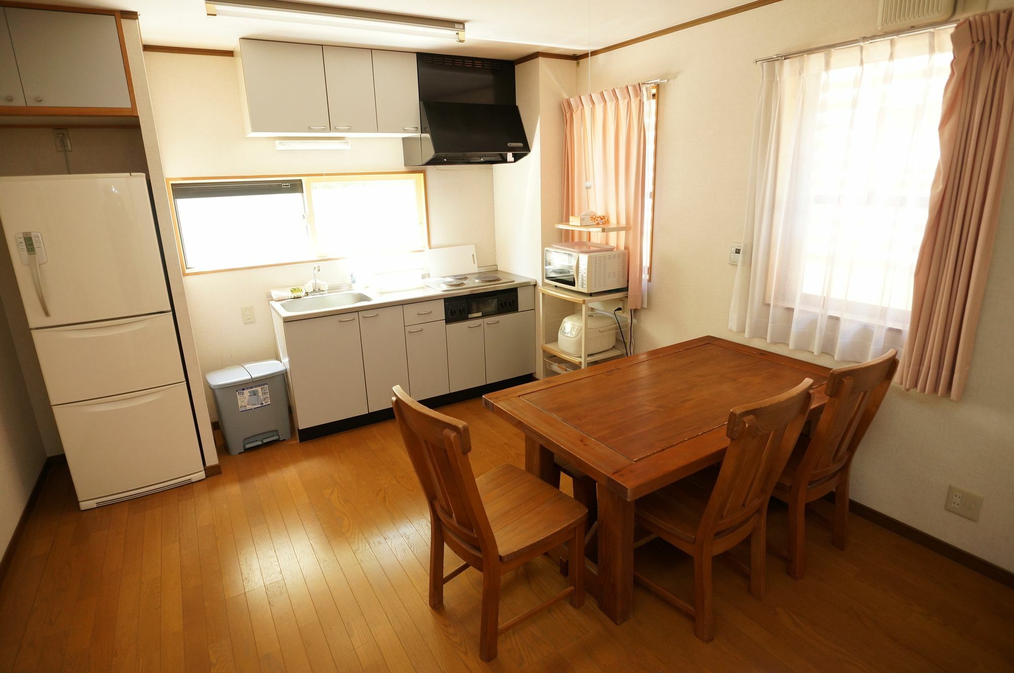 Hakuba Canadian Lodge Extérieur photo